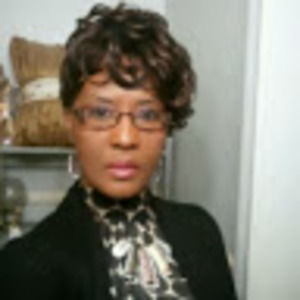 Meet your Posher, Evelyn